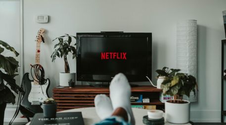 Netflix viene lleno de estrenos para diciembre del 2023. ESPECIAL/ Foto de Mollie Sivaram en Unsplash